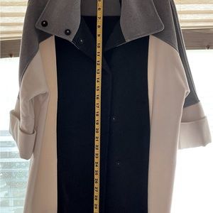 Beautiful lightweight front snap block colors cozy no lining